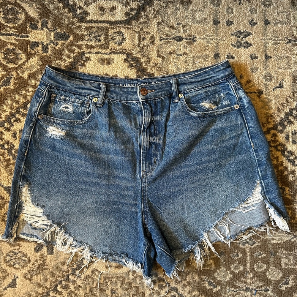 American Eagle Highest Rise Mom Shorts
